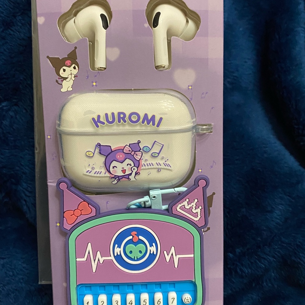 Kuromi Wireless Earbuds with Case - Picture 3 of 11